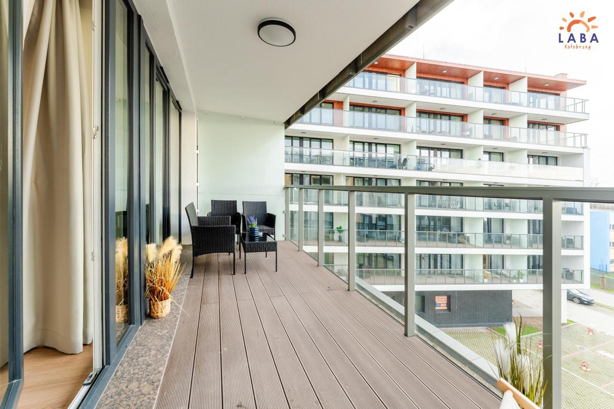 Laba Kolobrzeg Apartamenty Kasprowicza 20C Parking Basen Fitness Bawialnia W Cenie, Parkplatz Schwimmbad Fitness Spielzimmer Im Preis Exterior photo