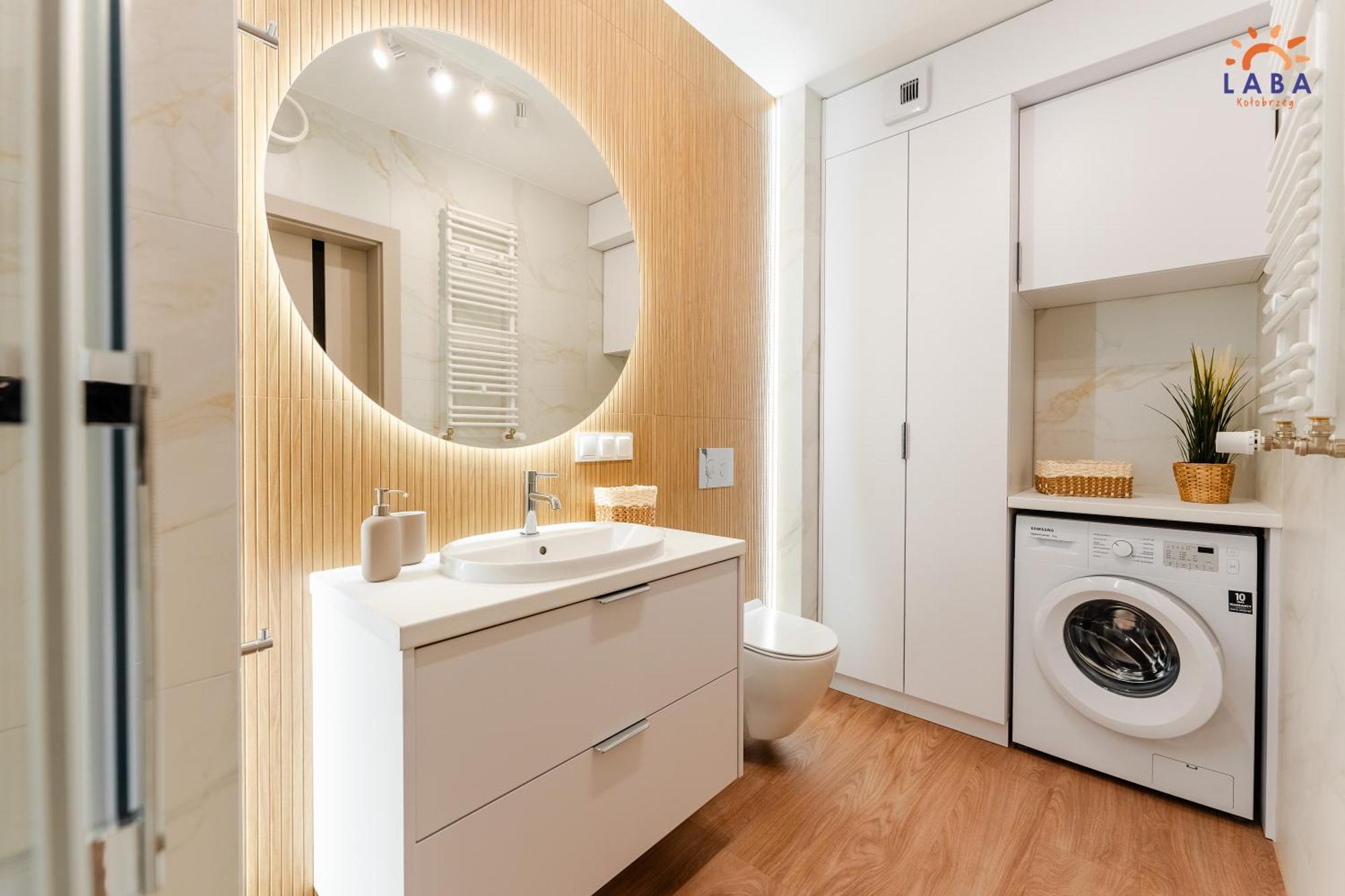 Laba Kolobrzeg Apartamenty Kasprowicza 20C Parking Basen Fitness Bawialnia W Cenie, Parkplatz Schwimmbad Fitness Spielzimmer Im Preis Exterior photo